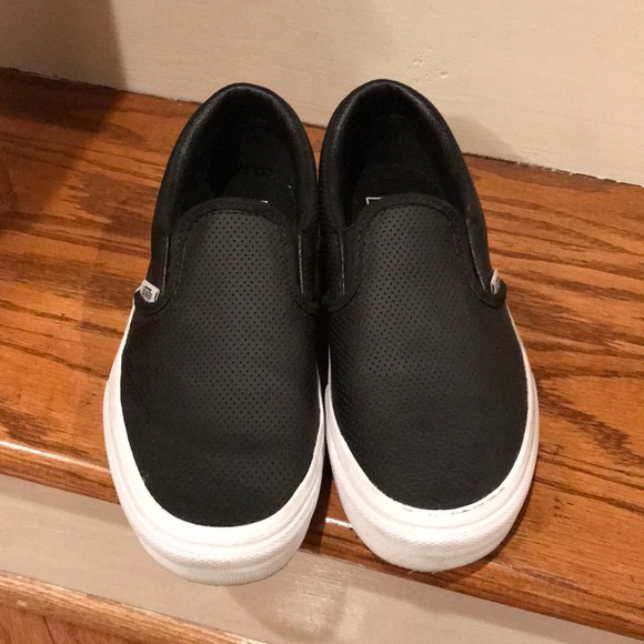 vans classic slip on 35